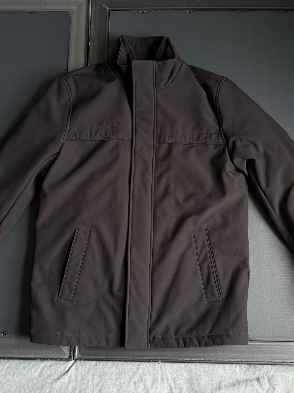 Dockers Men's Black Lightweight Softshell Jacket